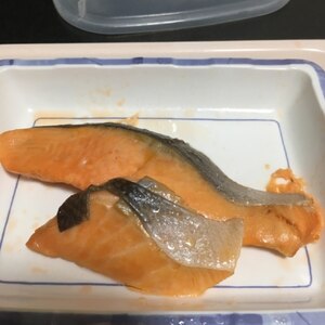 フライパンで簡単でも本格的！鮭の西京焼き